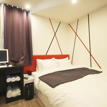 Gimhae Haru Hotel מראה חיצוני תמונה