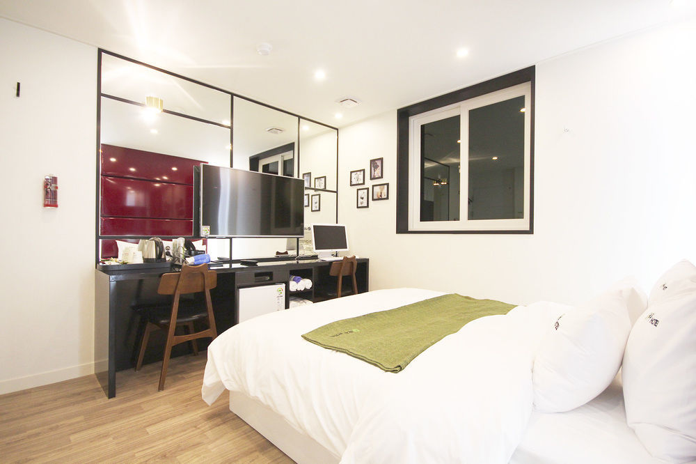Gimhae Haru Hotel מראה חיצוני תמונה