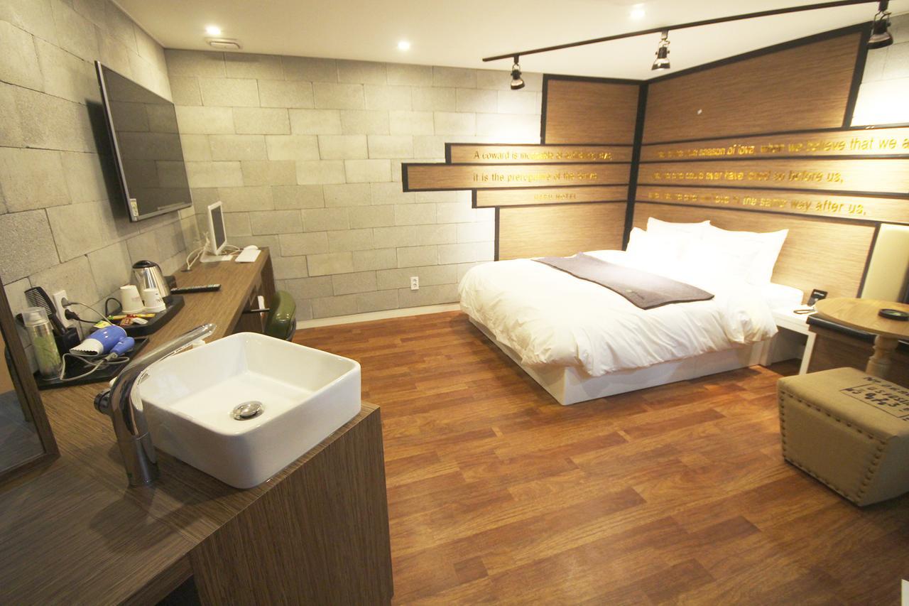 Gimhae Haru Hotel מראה חיצוני תמונה