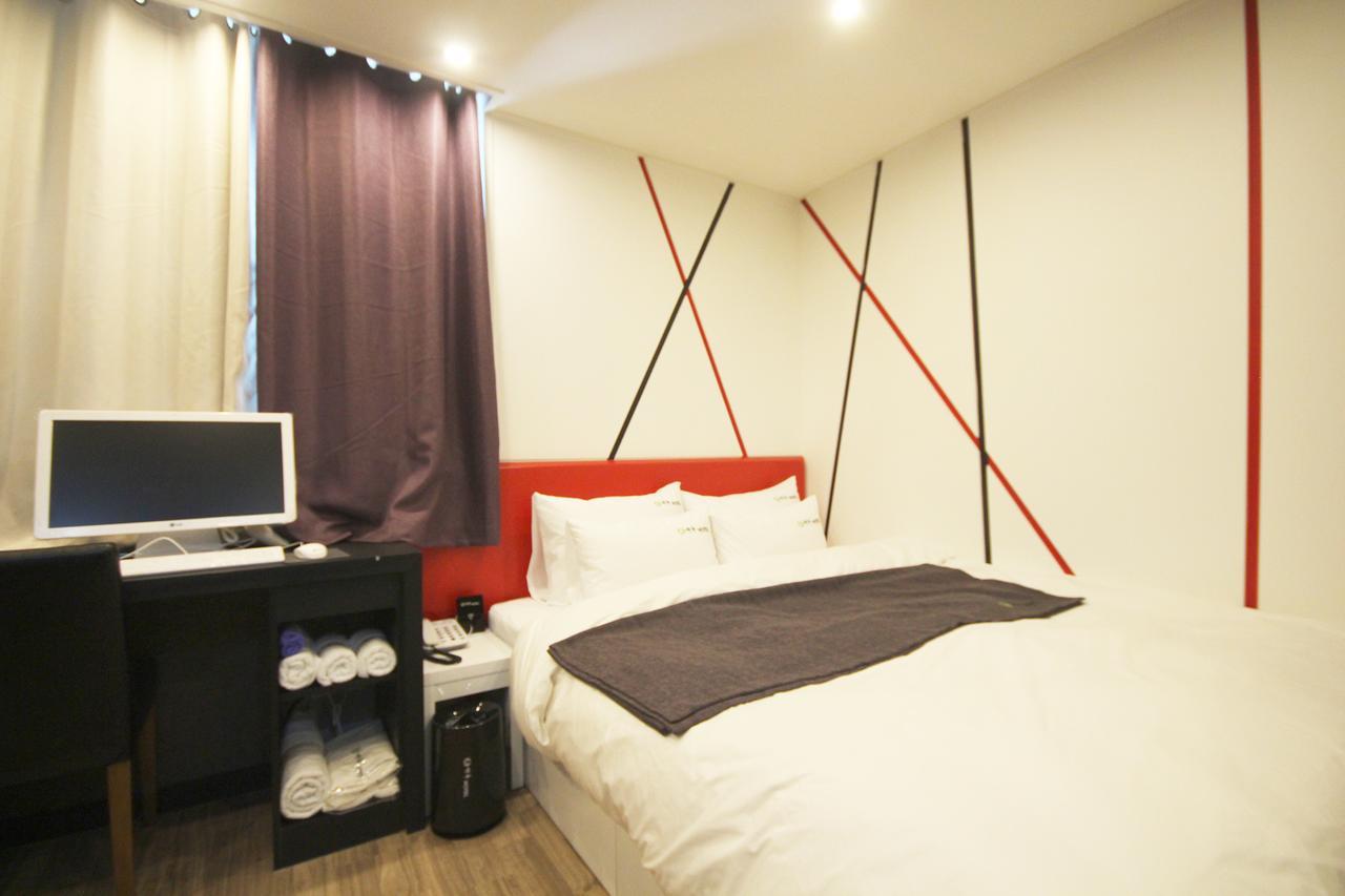 Gimhae Haru Hotel מראה חיצוני תמונה