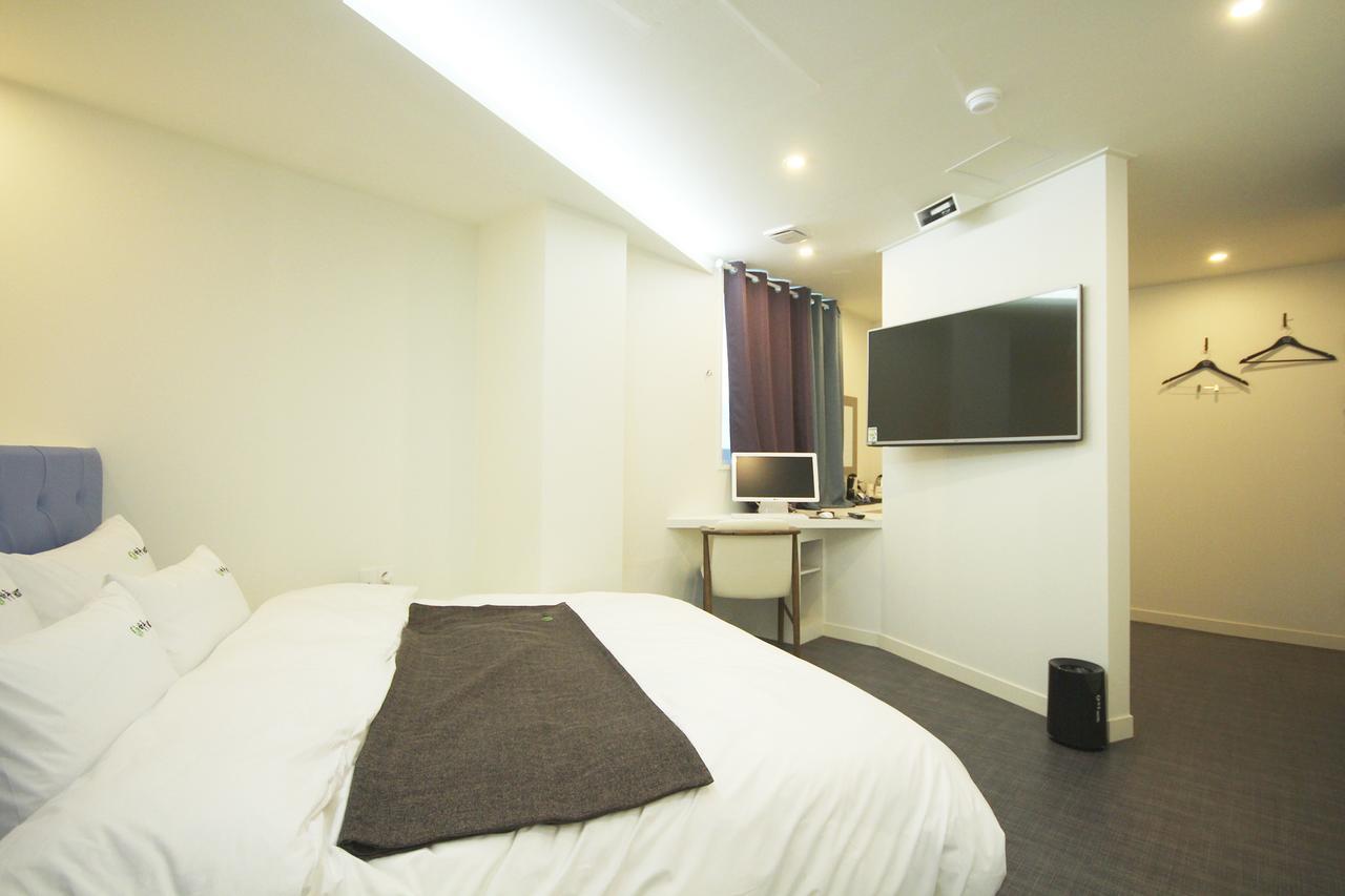 Gimhae Haru Hotel מראה חיצוני תמונה