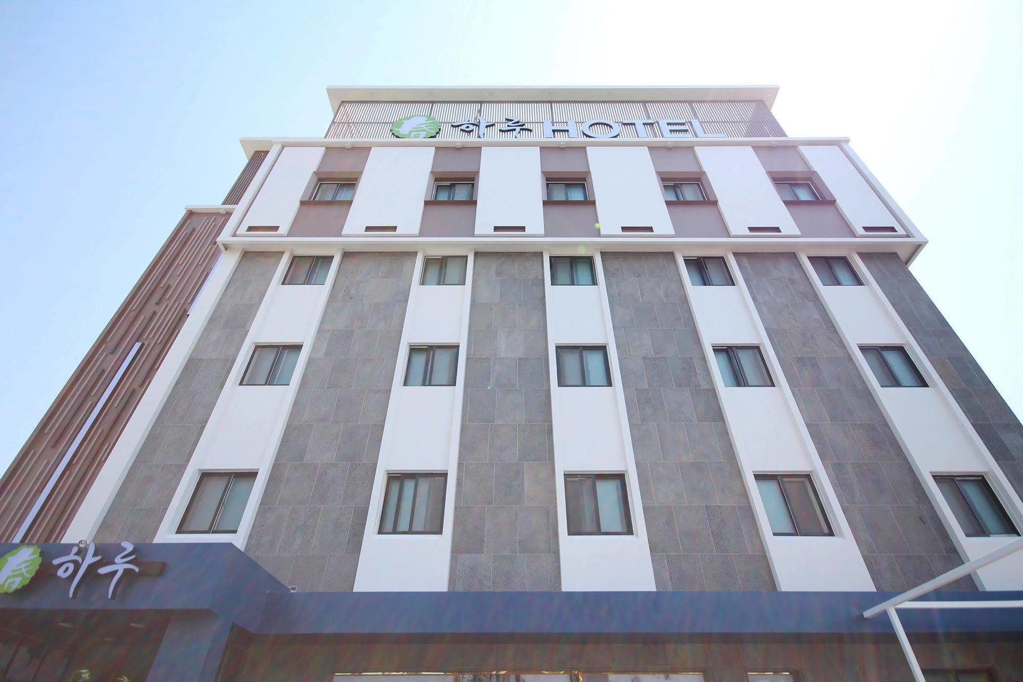 Gimhae Haru Hotel מראה חיצוני תמונה